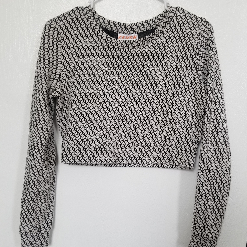Patterned Sweater Crop Top - Picture 2 of 4